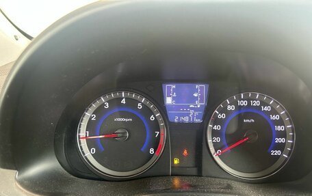 Hyundai Solaris II рестайлинг, 2015 год, 649 000 рублей, 11 фотография
