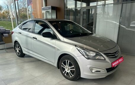 Hyundai Solaris II рестайлинг, 2015 год, 649 000 рублей, 3 фотография