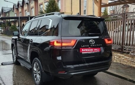 Toyota Land Cruiser, 2022 год, 10 230 000 рублей, 3 фотография