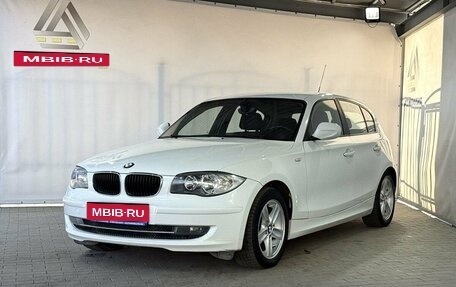 BMW 1 серия, 2010 год, 829 000 рублей, 1 фотография