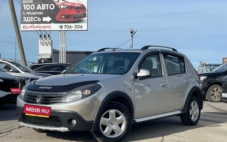 Renault Sandero I, 2014 год, 699 000 рублей, 1 фотография