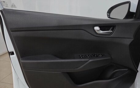 Hyundai Solaris II рестайлинг, 2020 год, 1 495 000 рублей, 10 фотография