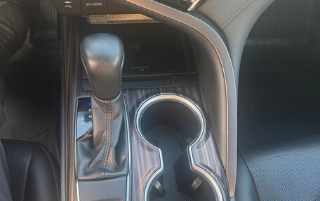 Toyota Camry, 2019 год, 3 200 000 рублей, 11 фотография