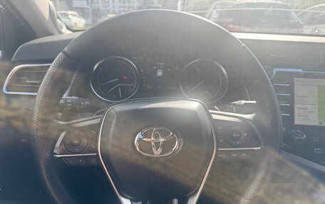 Toyota Camry, 2019 год, 3 200 000 рублей, 13 фотография