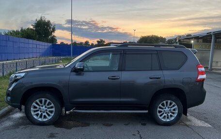 Toyota Land Cruiser Prado 150 рестайлинг 2, 2014 год, 3 750 000 рублей, 4 фотография