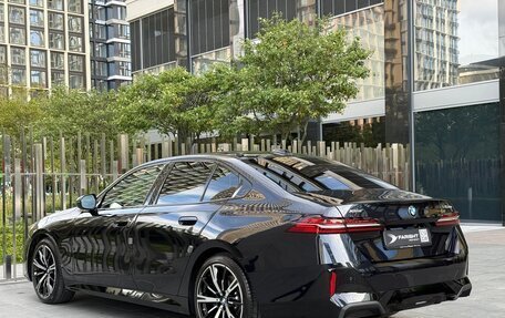BMW 5 серия, 2025 год, 8 290 000 рублей, 5 фотография