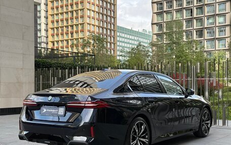BMW 5 серия, 2025 год, 8 290 000 рублей, 7 фотография