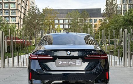 BMW 5 серия, 2025 год, 8 290 000 рублей, 6 фотография