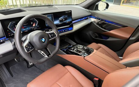 BMW 5 серия, 2025 год, 8 290 000 рублей, 13 фотография