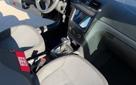 Skoda Yeti I рестайлинг, 2010 год, 900 000 рублей, 13 фотография