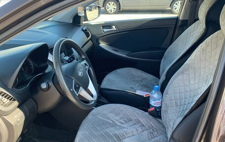 Hyundai Solaris II рестайлинг, 2014 год, 1 040 000 рублей, 7 фотография