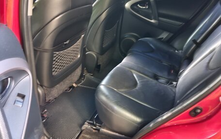 Toyota RAV4, 2006 год, 1 050 000 рублей, 18 фотография