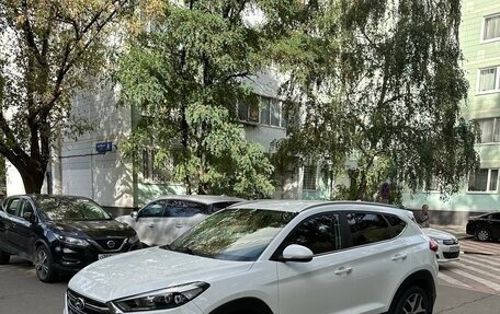 Hyundai Tucson III, 2016 год, 2 050 000 рублей, 8 фотография