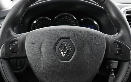 Renault Sandero II рестайлинг, 2016 год, 949 000 рублей, 13 фотография