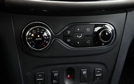 Renault Sandero II рестайлинг, 2016 год, 949 000 рублей, 15 фотография