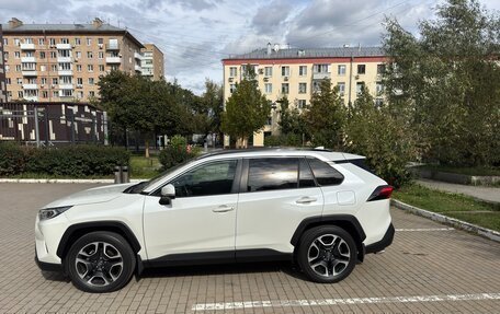 Toyota RAV4, 2020 год, 3 500 000 рублей, 4 фотография