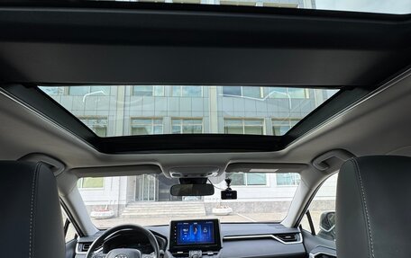 Toyota RAV4, 2020 год, 3 500 000 рублей, 28 фотография