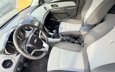 Chevrolet Cruze II, 2013 год, 450 000 рублей, 17 фотография