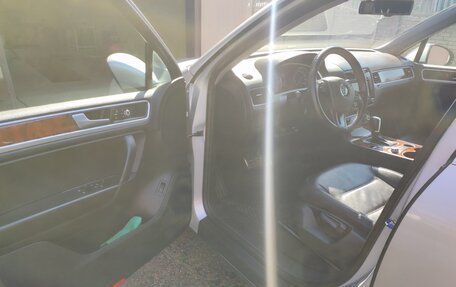 Volkswagen Touareg III, 2014 год, 2 350 000 рублей, 3 фотография