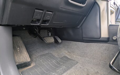 Toyota Land Cruiser Prado 150 рестайлинг 2, 2013 год, 2 650 000 рублей, 13 фотография