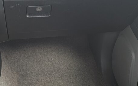 Toyota Land Cruiser Prado 150 рестайлинг 2, 2013 год, 2 650 000 рублей, 24 фотография