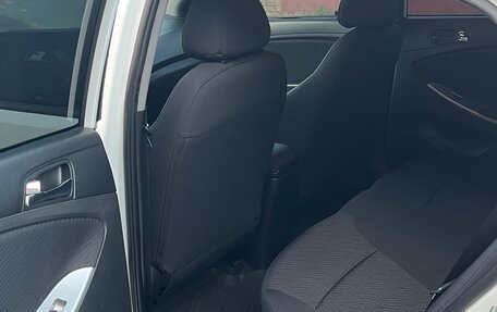 Hyundai Solaris II рестайлинг, 2014 год, 738 000 рублей, 17 фотография