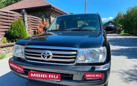 Toyota Land Cruiser 100 рестайлинг 2, 2006 год, 3 400 000 рублей, 3 фотография
