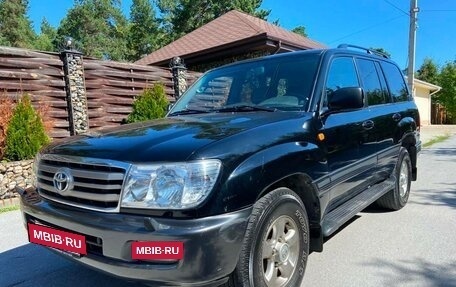 Toyota Land Cruiser 100 рестайлинг 2, 2006 год, 3 400 000 рублей, 4 фотография