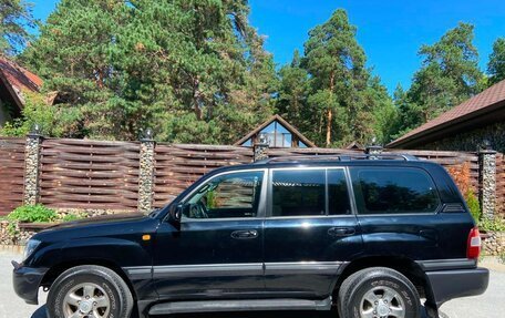Toyota Land Cruiser 100 рестайлинг 2, 2006 год, 3 400 000 рублей, 9 фотография