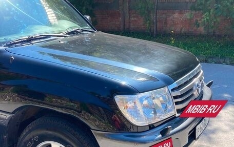 Toyota Land Cruiser 100 рестайлинг 2, 2006 год, 3 400 000 рублей, 20 фотография