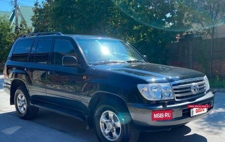 Toyota Land Cruiser 100 рестайлинг 2, 2006 год, 3 400 000 рублей, 21 фотография