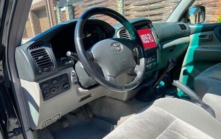 Toyota Land Cruiser 100 рестайлинг 2, 2006 год, 3 400 000 рублей, 27 фотография