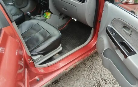 KIA Rio II, 2004 год, 200 000 рублей, 6 фотография