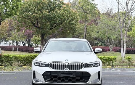 BMW 3 серия, 2024 год, 3 240 757 рублей, 2 фотография