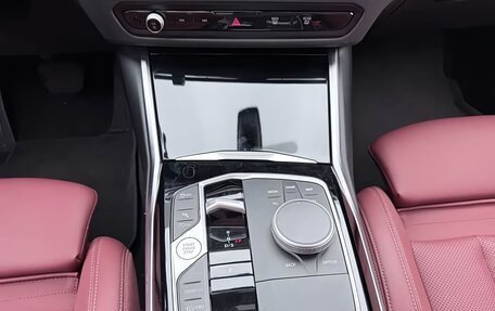 BMW 3 серия, 2024 год, 3 240 757 рублей, 10 фотография