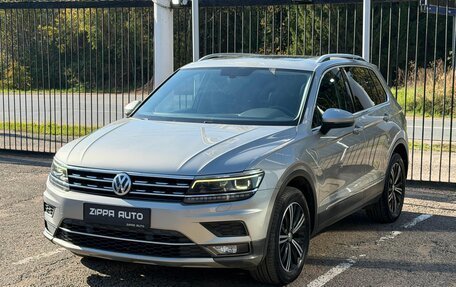 Volkswagen Tiguan II, 2018 год, 3 099 000 рублей, 3 фотография