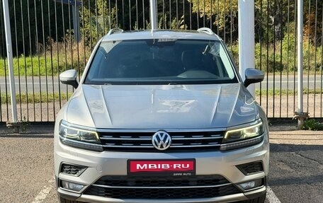 Volkswagen Tiguan II, 2018 год, 3 099 000 рублей, 2 фотография