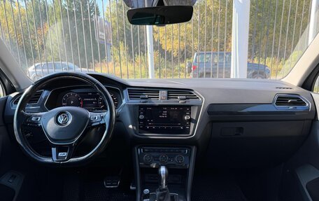 Volkswagen Tiguan II, 2018 год, 3 099 000 рублей, 10 фотография