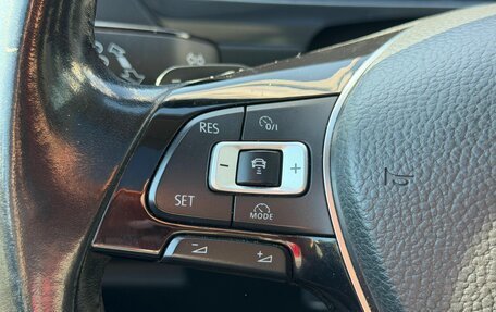 Volkswagen Tiguan II, 2018 год, 3 099 000 рублей, 13 фотография