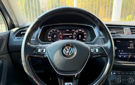 Volkswagen Tiguan II, 2018 год, 3 099 000 рублей, 12 фотография