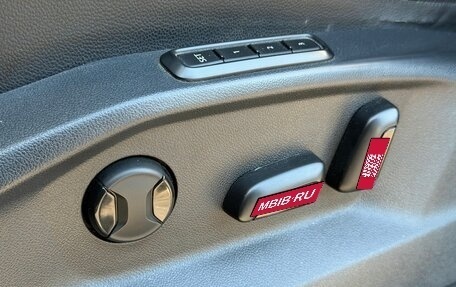 Volkswagen Tiguan II, 2018 год, 3 099 000 рублей, 18 фотография