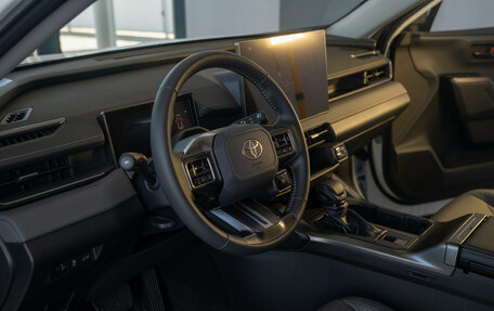 Toyota RAV4, 2026 год, 5 690 000 рублей, 11 фотография