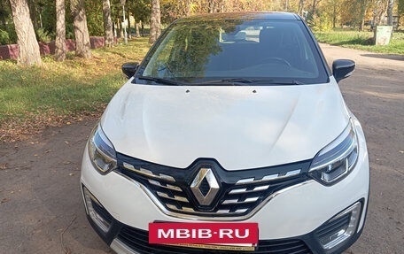 Renault Kaptur I рестайлинг, 2021 год, 1 630 000 рублей, 6 фотография