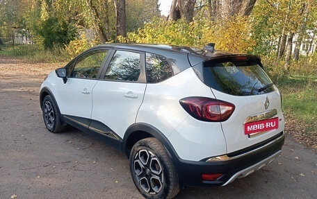 Renault Kaptur I рестайлинг, 2021 год, 1 630 000 рублей, 5 фотография