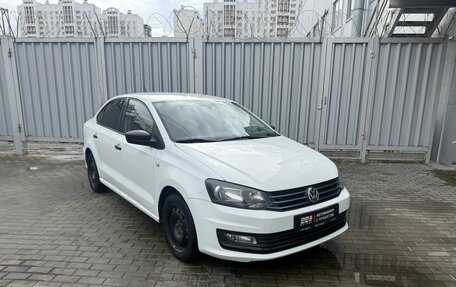 Volkswagen Polo VI (EU Market), 2019 год, 949 000 рублей, 3 фотография