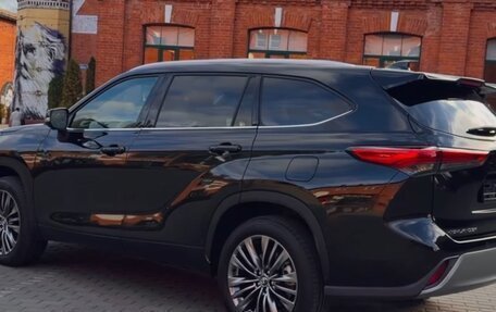 Toyota Highlander, 2026 год, 5 090 000 рублей, 3 фотография