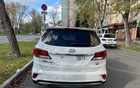 Hyundai Santa Fe III рестайлинг, 2017 год, 2 250 000 рублей, 4 фотография