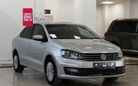 Volkswagen Polo VI (EU Market), 2016 год, 900 000 рублей, 1 фотография