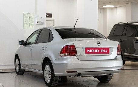 Volkswagen Polo VI (EU Market), 2016 год, 900 000 рублей, 4 фотография