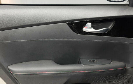 KIA K3, 2019 год, 2 200 000 рублей, 17 фотография